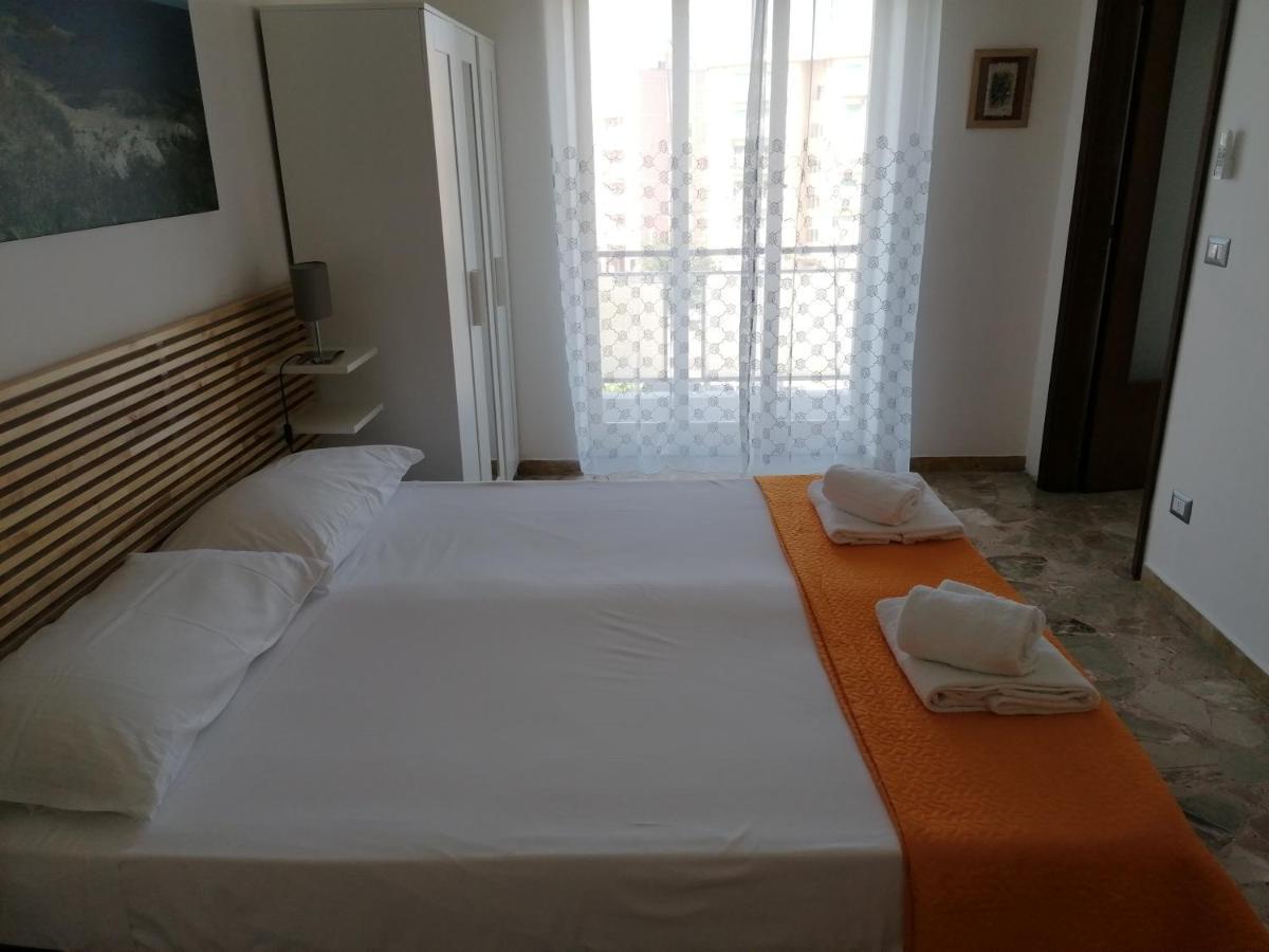 A Ficurinia Apartment Сиракуза Екстериор снимка