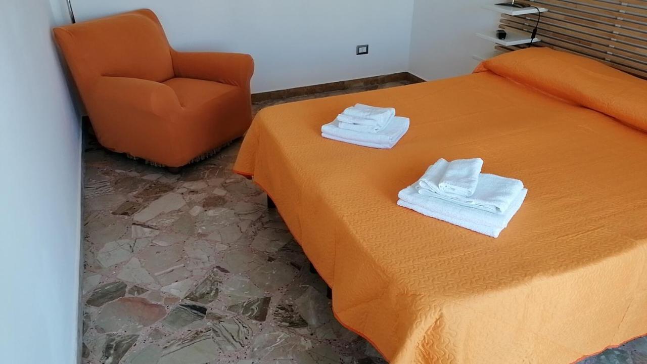 A Ficurinia Apartment Сиракуза Екстериор снимка