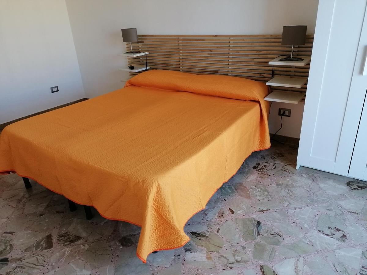 A Ficurinia Apartment Сиракуза Екстериор снимка